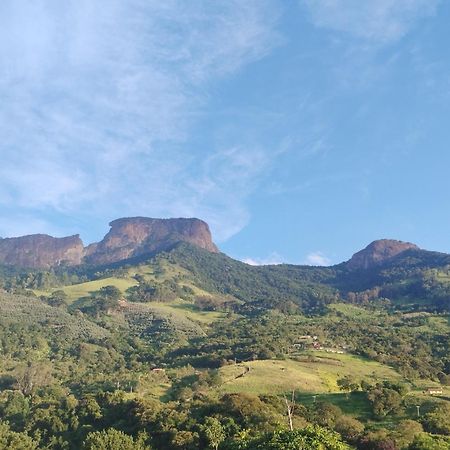 Recanto Bau São Bento do Sapucaí Esterno foto